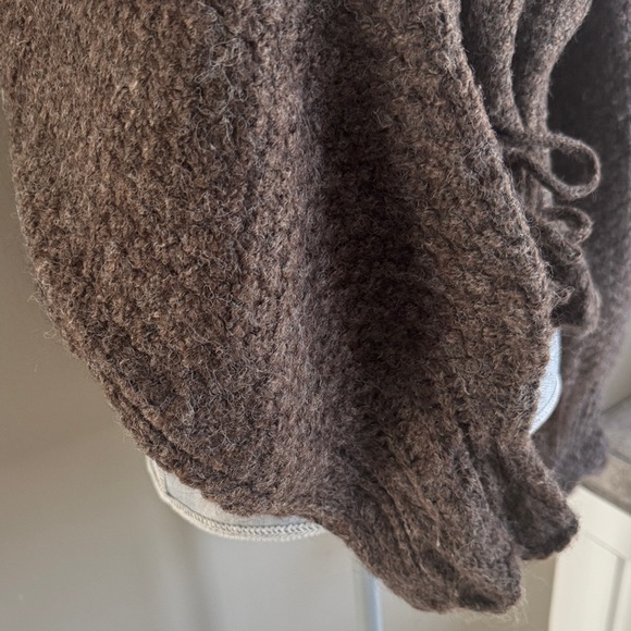 Vintage Havana Brown V-Neck Sweater - Picture 8 of 15